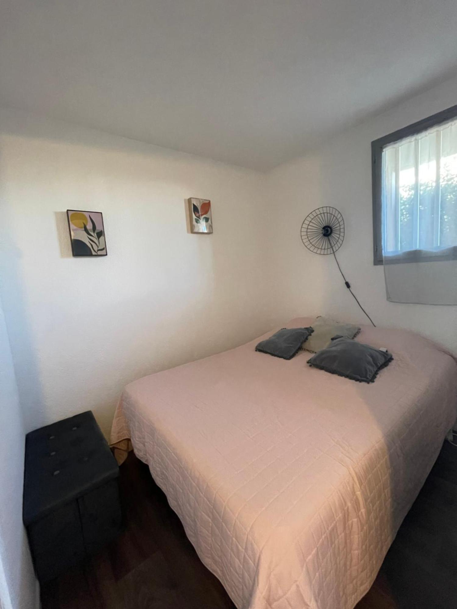 Parenthese Au Bord De L'Eau Apartment Port-la-Nouvelle Bagian luar foto